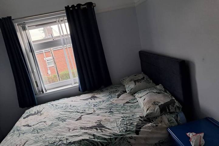 4 Bedroom House to Rent. Two Double Rooms and Two Single Rooms in Belfast, Grafschaft Antrim