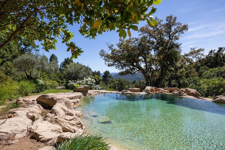 Villa pour 10 personnes, avec piscine ainsi que vue et jardin à La Garde-Freinet