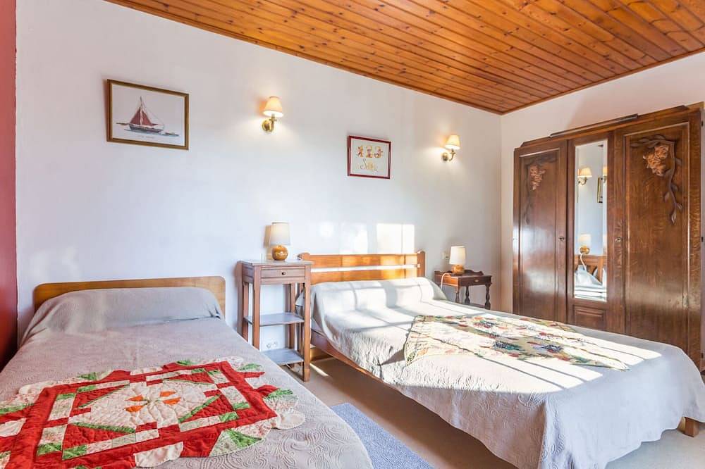 Casa rural renovada: tranquilidad, jardín cerrado, cerca de la playa, ideal para familias in Bourgneuf-en-Retz, Côte de Jade