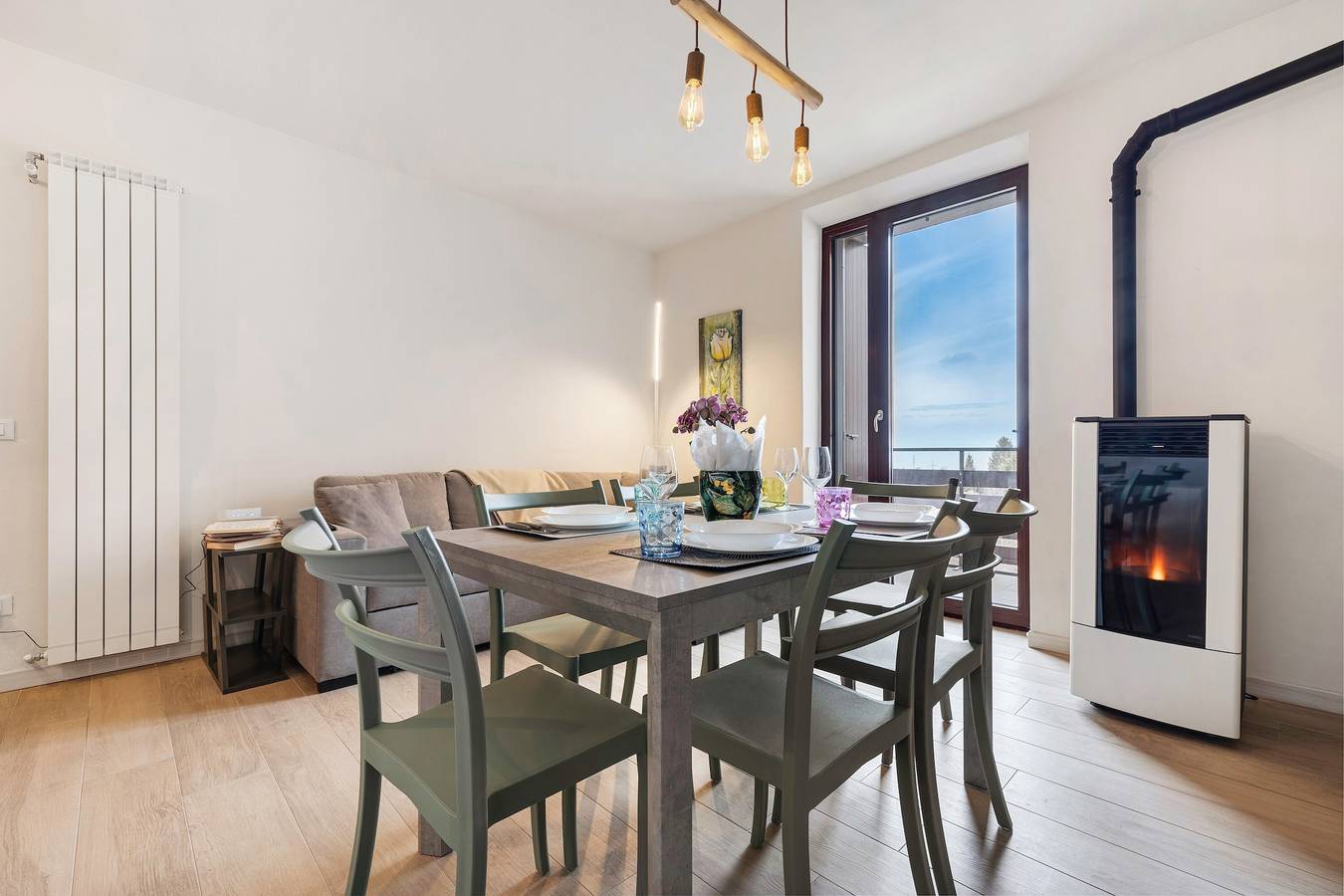 Appartamento intero, Appartamento 'Casa Mia' con vista sulle montagne, giardino privato e Wi-Fi in San Zeno di Montagna, Prealpi Gardesane