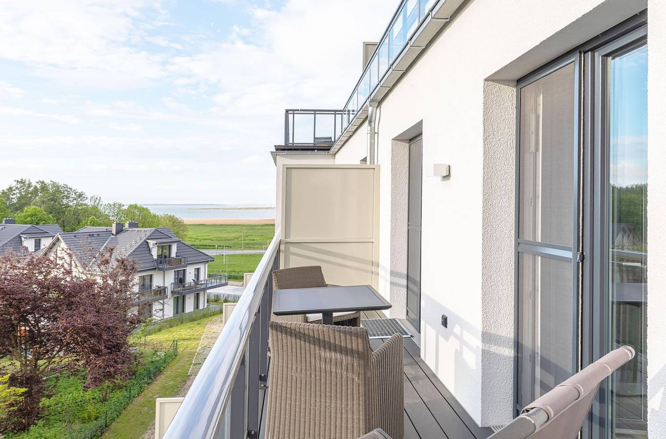 Ganze Wohnung, Schöne 5 Sterne Ferienwohnung Boddenperle mit Blick auf den Saaler Bodden in Wustrow, Fischland