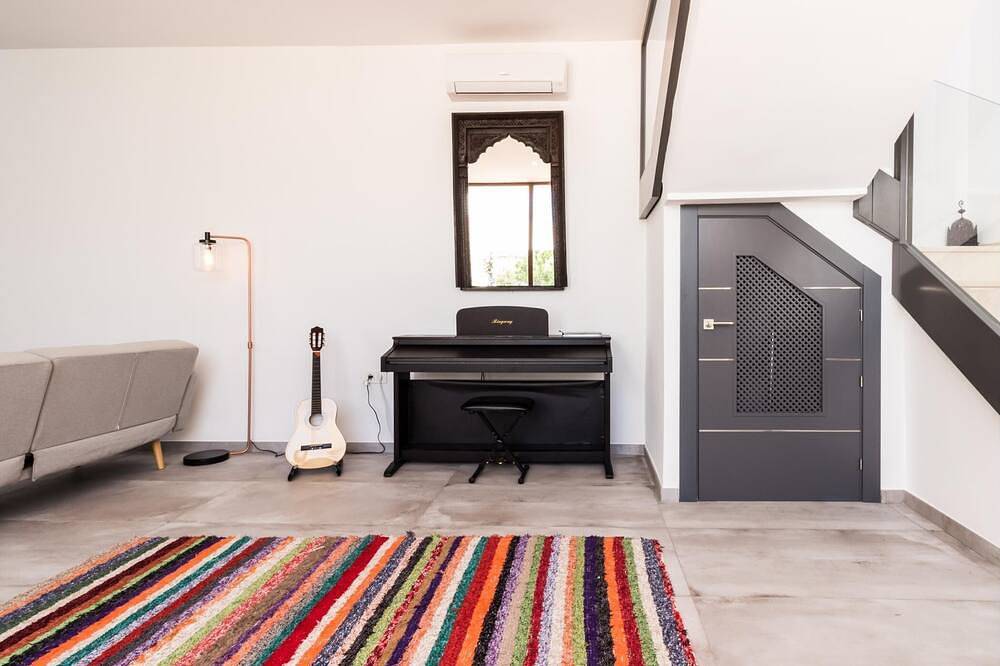 Exclusiva Villa con jardín y piscina in Melegís, El Valle