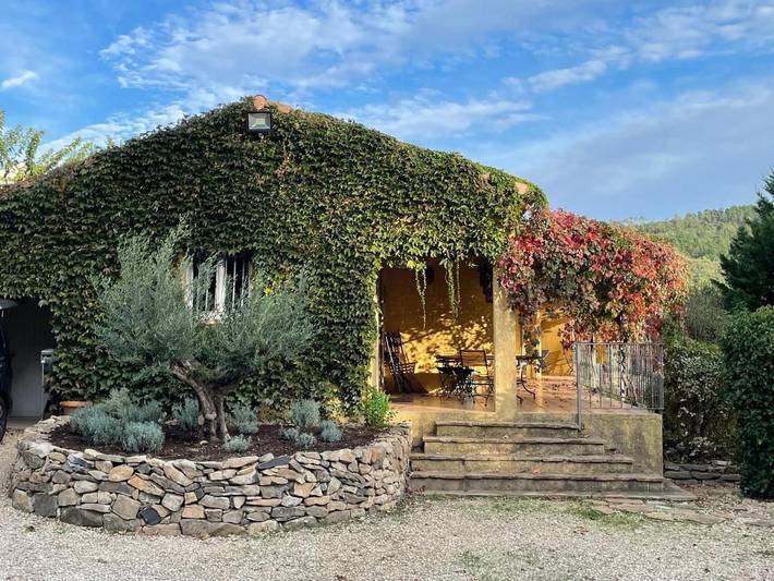 Location de vacances pour 8 personnes, avec jardin ainsi que piscine et terrasse dans La Bambouseraie en Cévennes - 3