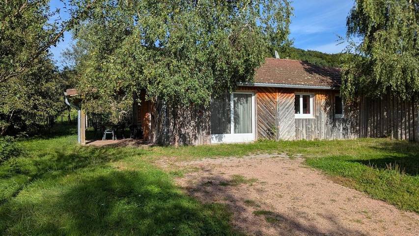 Gîte pour 5 personnes, avec jardin et vue à Laveline-du-Houx