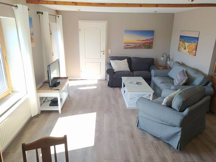 Ferienwohnung für 4 Personen, mit Balkon in Sahrensdorf