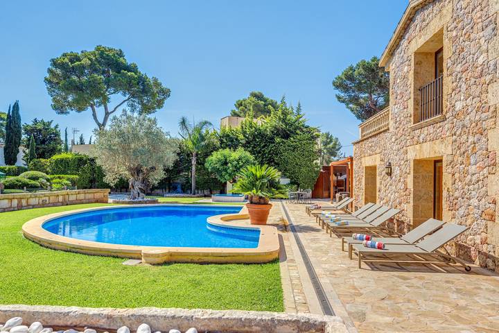 Ferienhaus für 12 Personen, mit Balkon und Whirlpool sowie Garten in Port de Pollença - 4