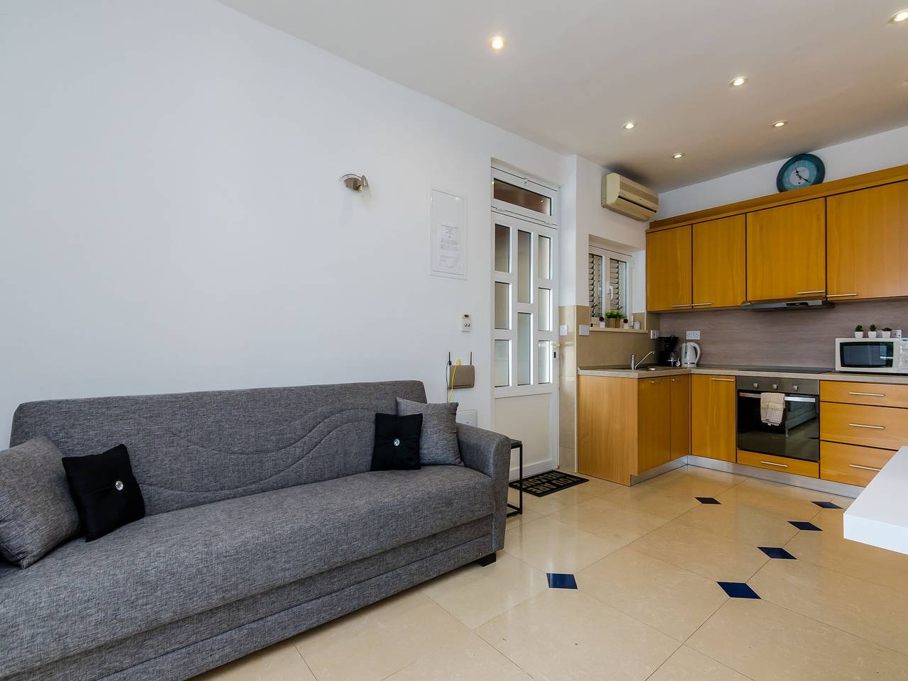 Apartamento entero, Apartment Franceska -Two-Bedroom Apartment with Terrace and Sea View in Zaton, Grad Dubrovnik