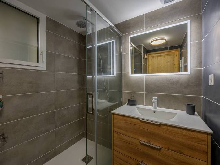 Appartement entier, Appartement 6 pers Terrasse et Wifi proche lac in Génos, Pyrénées