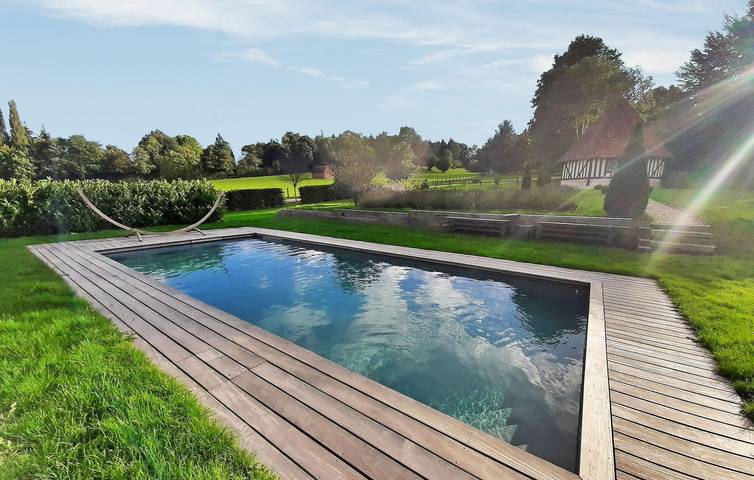 Gemütliche Wohnung mit Pool, Terrasse & WiFi in der Nähe von Beuvillers in Glos, Lisieux und Umgebung