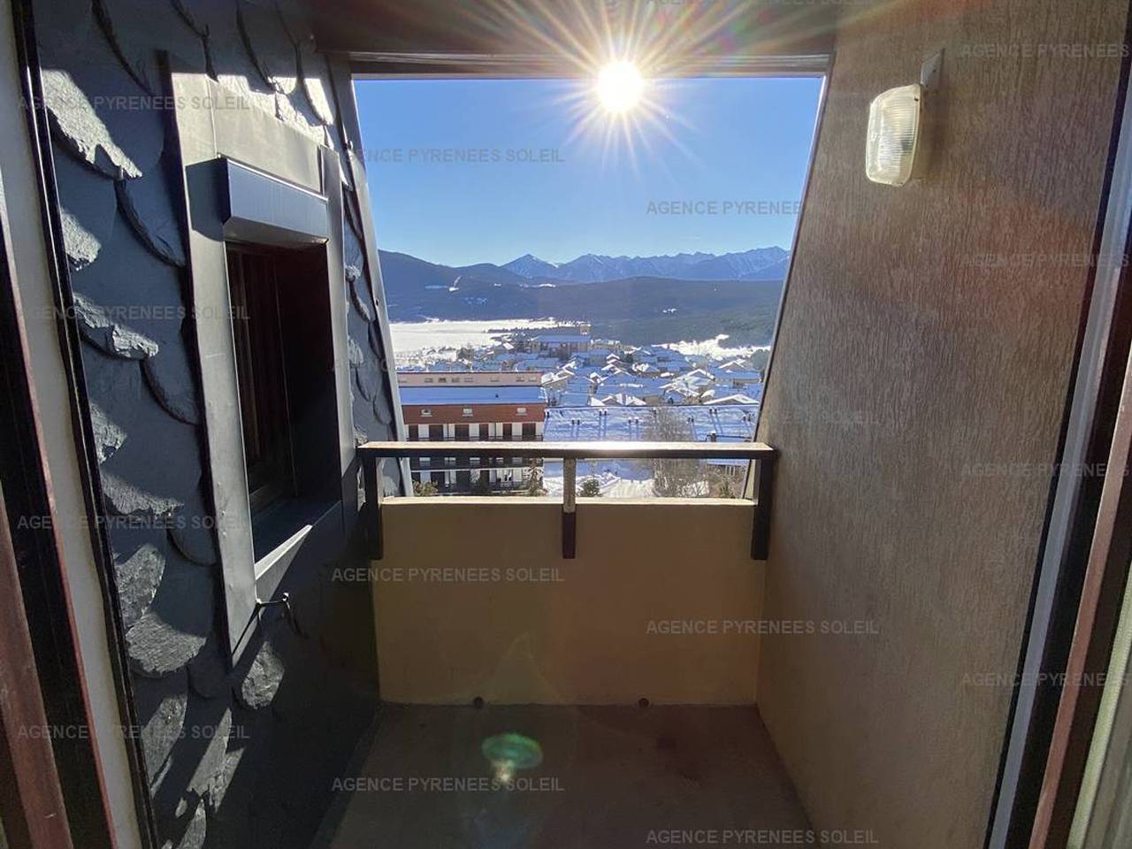 Appartement entier, T2 4 personnes avec parking et casier à skis à 300m des commerces in Les Angles, Parc naturel régional des Pyrénées catalanes