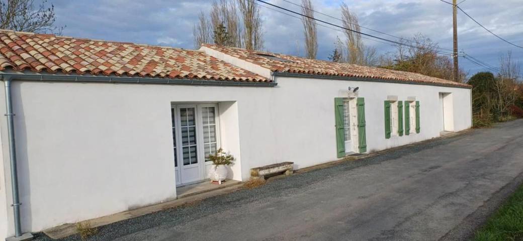 Location de vacances pour 6 personnes, avec vue et jardin, animaux acceptés à Marans - 4