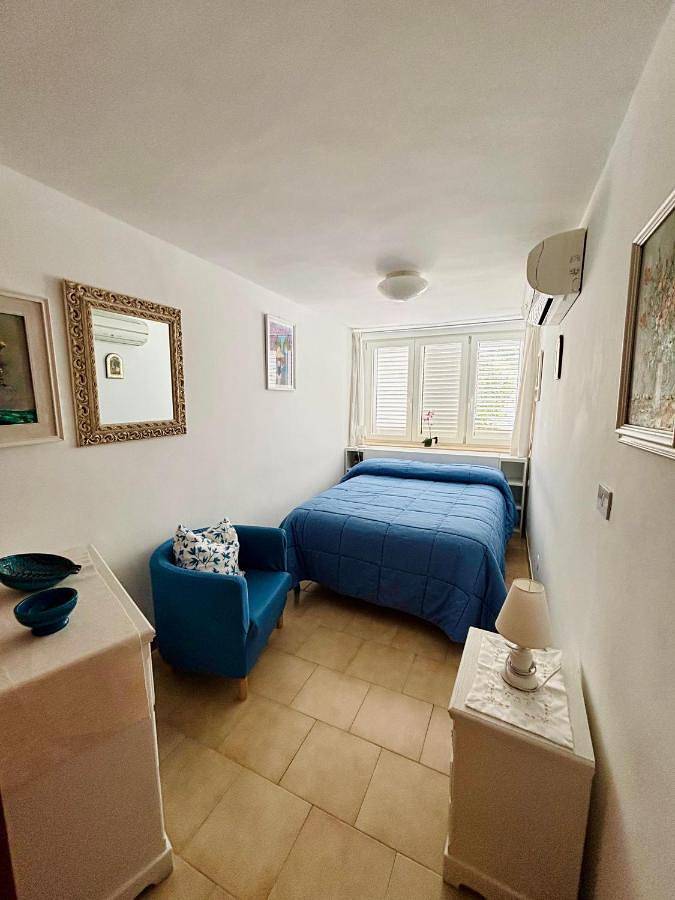 Chambre d’hôte pour 4 personnes, avec terrasse à Capri - 2