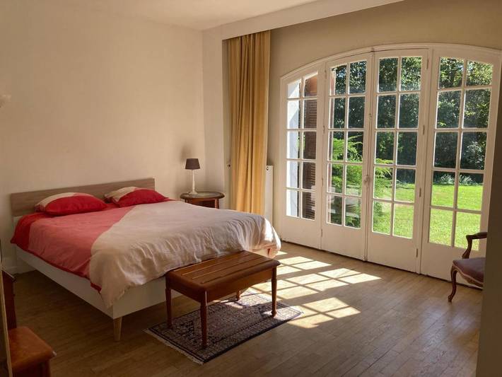 Location de vacances pour 2 personnes, avec vue ainsi que piscine et jardin à Bocal (récipient) - 2