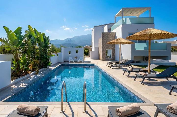 Ferienhaus für 11 Personen, mit Balkon und Garten sowie Whirlpool