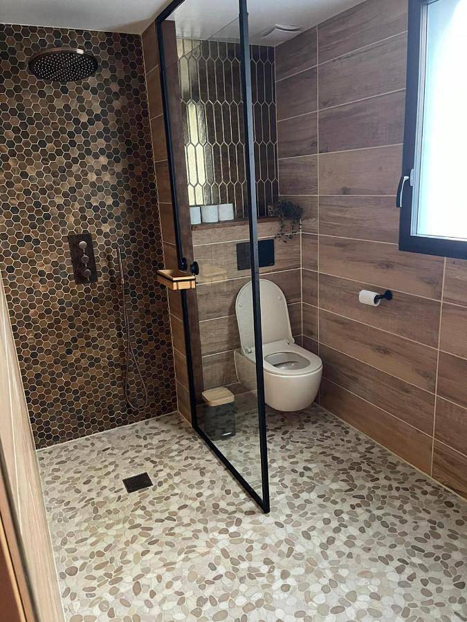 Appartement de vacances entier, Double Room with Private Bathroom in Saint-Renan, Région de Brest