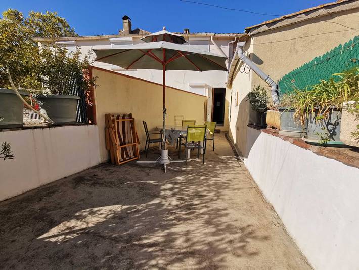 Gîte pour 4 personnes, avec terrasse à Bosc - 2