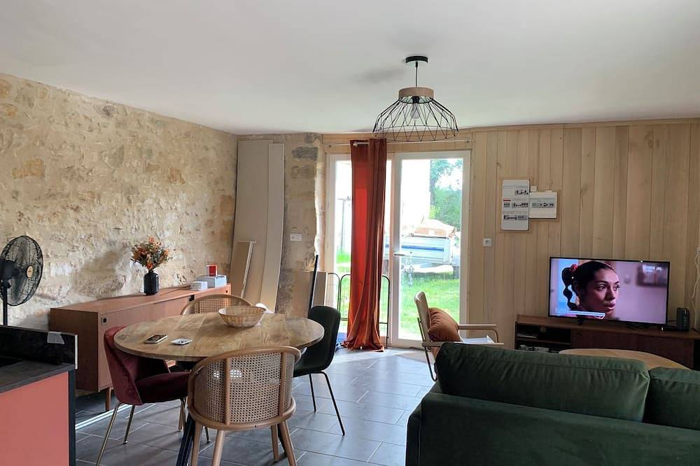 Gite Indépendant 4-6 Personnes Avec Piscine Privative in Gourdon, Lot