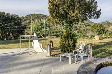 Casa Rural para 7 Personas en Darnius, Pirineo Catalan, Foto 3