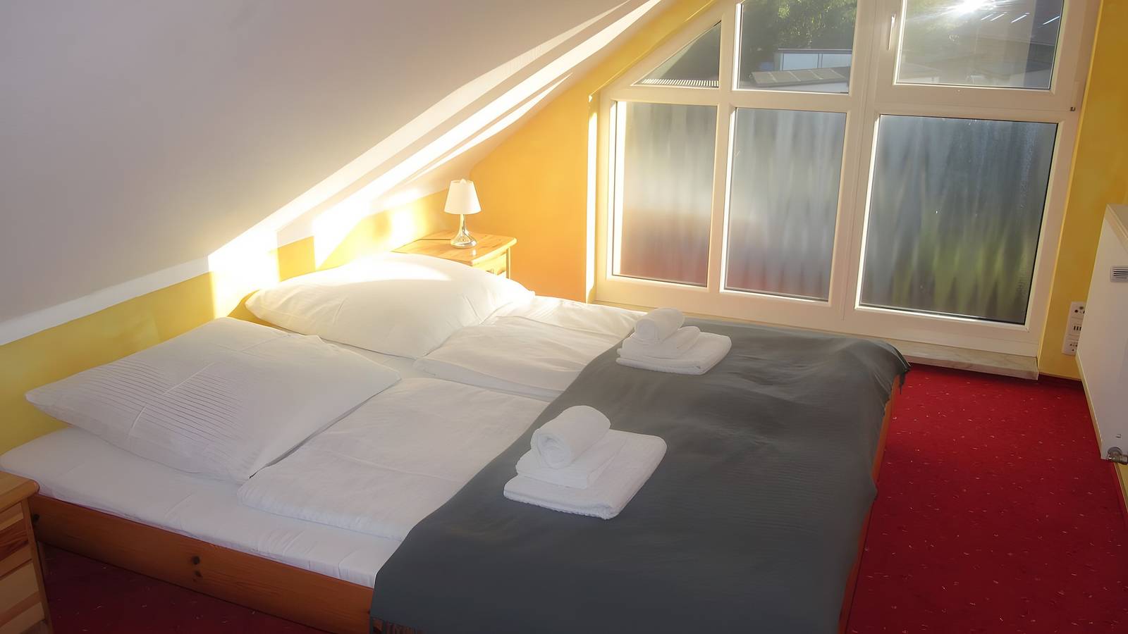 Ganze Wohnung, Apartment für 6 Personen (70 m²) mit gemeinsamer Terrasse, Garten und Wlan in Groß Schwansee, Kalkhorst
