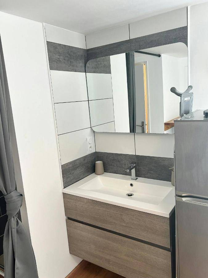 Appartement entier, Le minaouet studio paisible Wifi in Rosporden, Région de Quimper