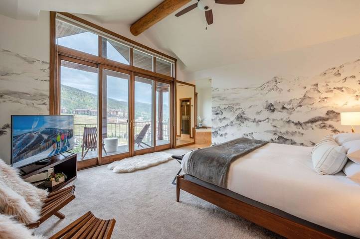 Vacation rental for 16 people, with hot tub and balcony in Steamboat Springs