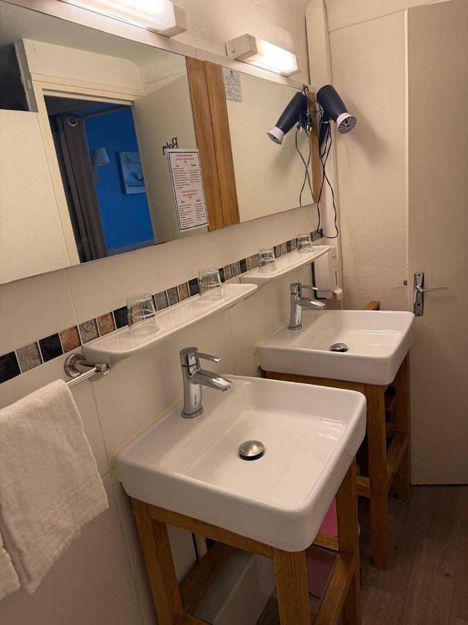 Hôtel pour 2 personnes dans Gare De Montpellier Saint Roch - 4