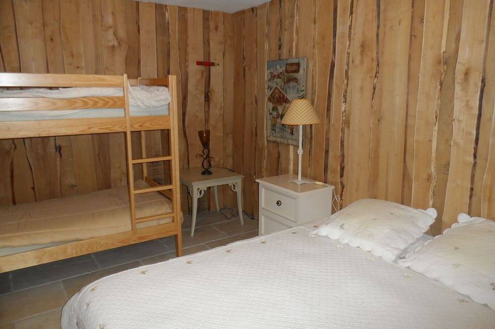 Apartamento entero, Apartamento Coquet En Un Chalet De Registro Cerca De Los Angulos De Los Pirineos in Puyvalador, Parque Natural Regional de los Pirineos Catalanes