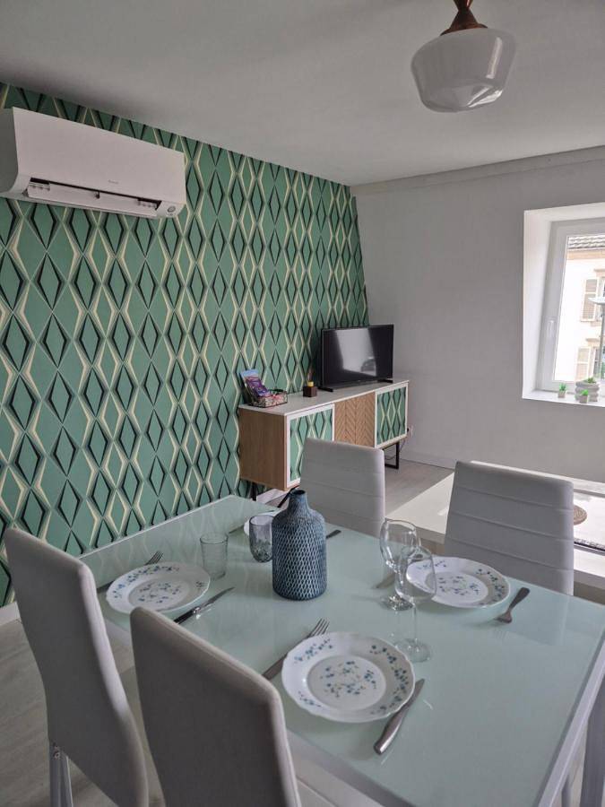 Gîte pour 2 personnes, avec terrasse à Remiremont - 3