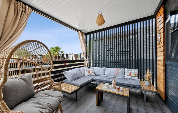 Location de vacances pour 5 personnes, avec piscine ainsi que terrasse et jardin, adapté aux familles à Pirovac - 4