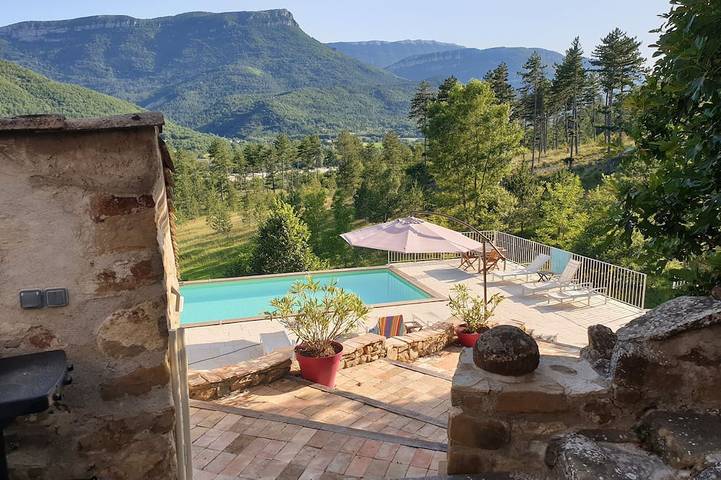Casa de vacaciones para 5 personas, con piscina y jardín - 1