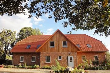 Ferienhaus für 12 Personen, mit Garten in Damshagen