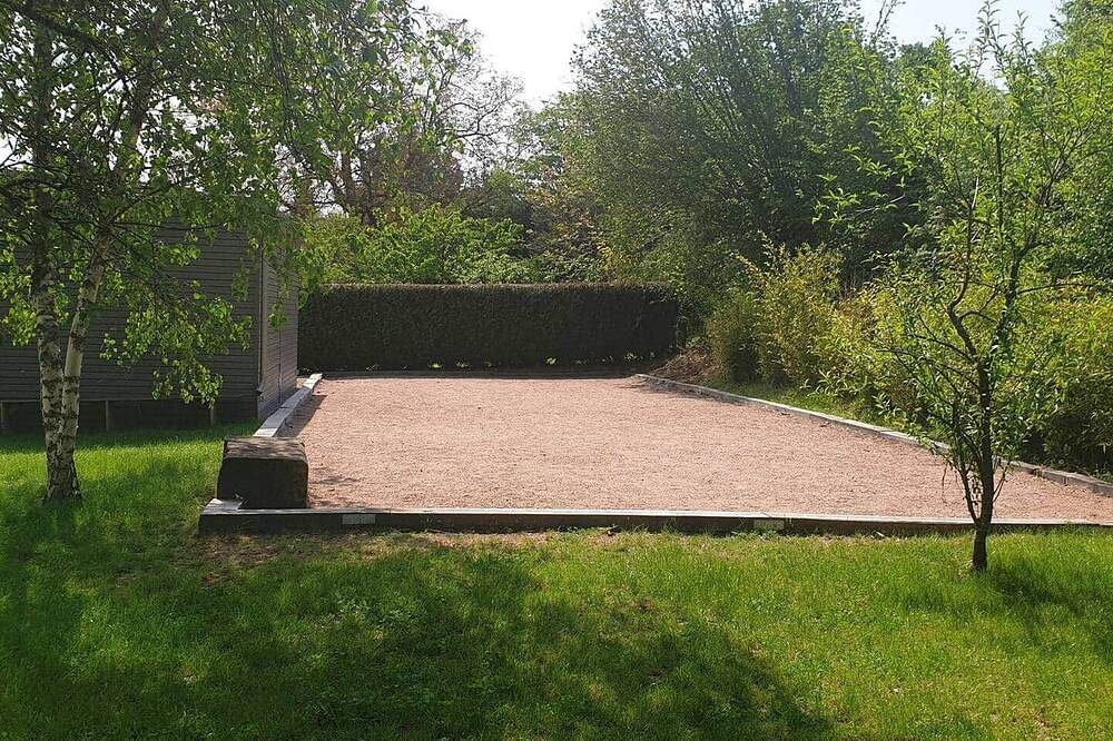 Ferienhaus in den Farben des Heiligen Martin in Autun mit Spa in Autun, Autun und Umgebung