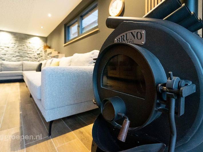 Location de vacances pour 24 personnes, avec balcon/terrasse ainsi que sauna et terrasse à Manhay - 4