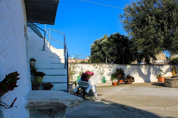 Location de vacances pour 4 personnes, avec vue et jardin à Fasano - 4