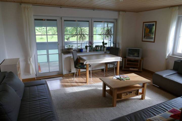 Ganze Ferienwohnung, Ferienwohnung für 5 Personen mit Balkon/Terrasse in Aalen, Schwäbische Ostalb