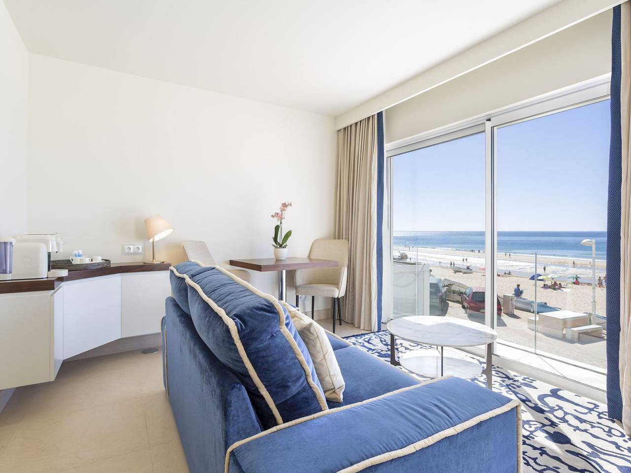 Haus mit Meerblick - 4 Pers. in Praia da Salema, Naturpark Südwest-Alentejo und Costa Vicentina