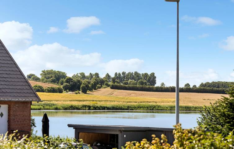 Ferienhaus für 5 Personen, mit Terrasse und Seeblick sowie Garten, kinderfreundlich auf Als - 2