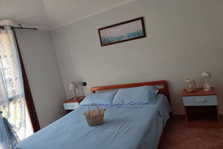 Villa pour 4 personnes, avec balcon ainsi que piscine et jardin à Imperia - 3