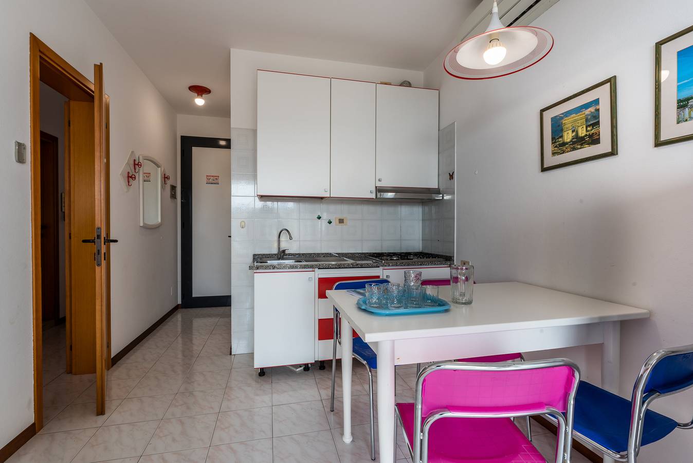 Hel leilighet, Family beachfront residence in Bibione with pool in Bibione, Provinsen Venezia