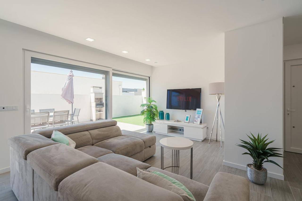 Casa Ventosa with private pool in Santa Bárbara, Lissabon Distrikt