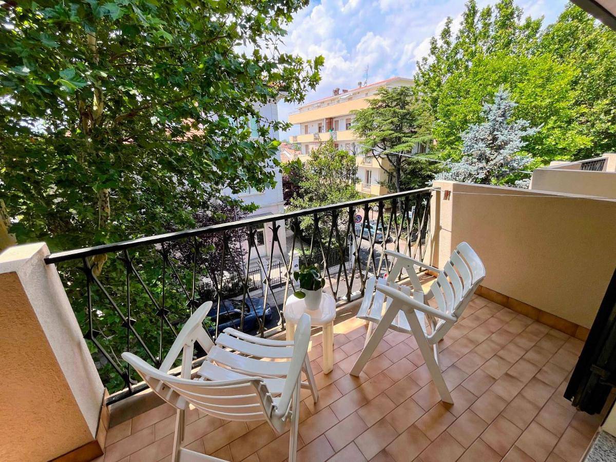 Dipendenza Beb Villa Denny in Viserbella, Rimini