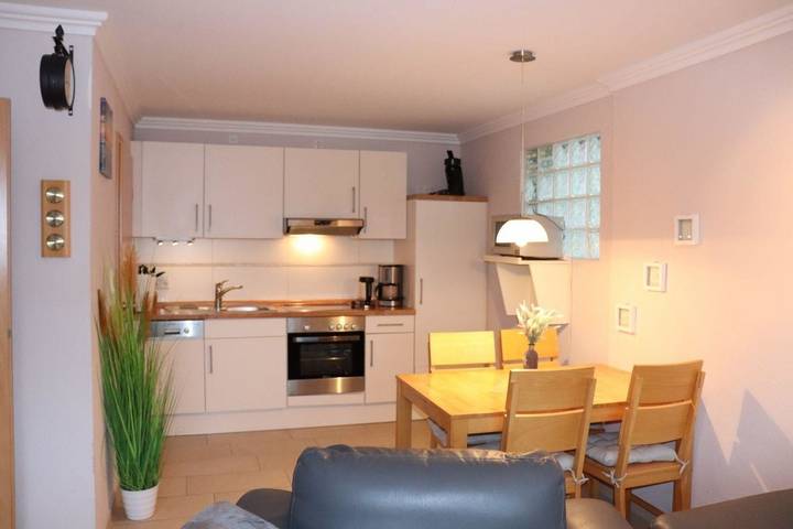 Ferienhaus für 3 Personen, mit Garten und Terrasse in Norddeich - 3