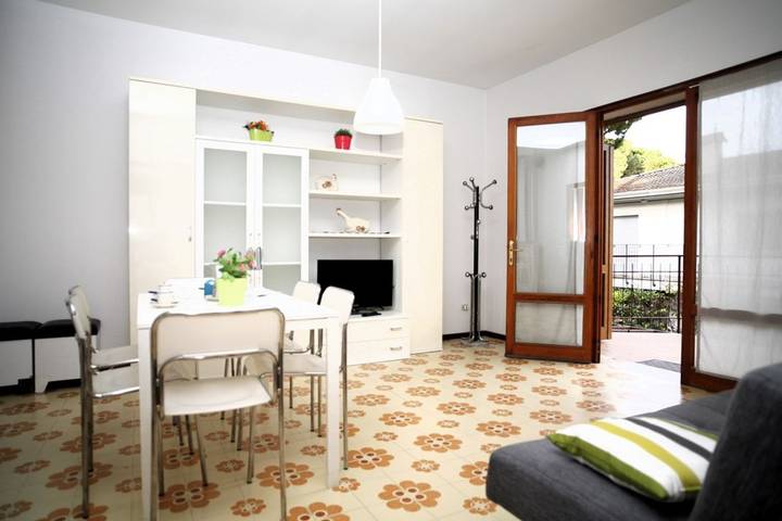 Villa für 6 Personen, mit Ausblick und Garten in Lignano Sabbiadoro