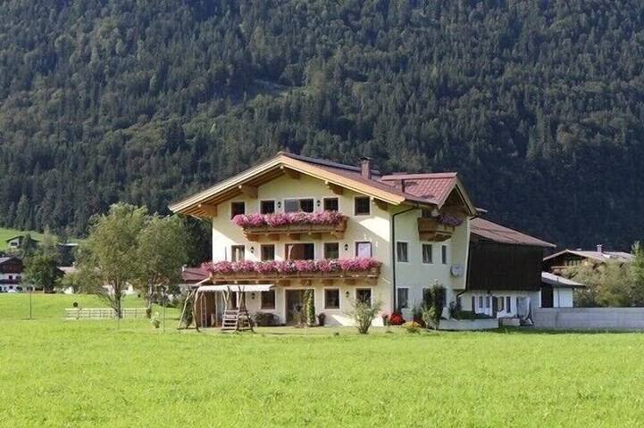 Bauernhof für 4 Personen, mit Garten und Whirlpool