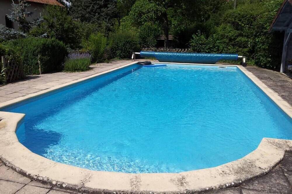 Appartement entier, Studio dans maison de caractère Lac de Paladru in Bilieu, Lac de Paladru