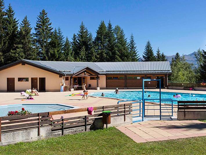 Camping pour 5 personnes, avec bassin pour enfant en Savoie