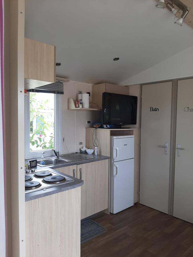 Camping pour 4 personnes, avec piscine et jardin à Palavas-les-Flots - 4