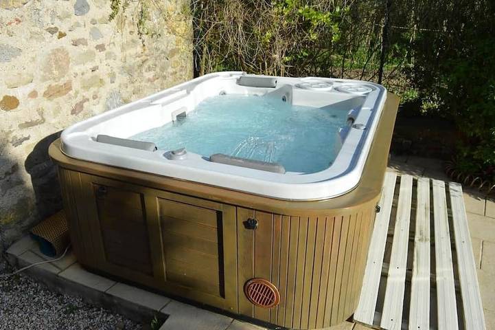 Location de vacances pour 2 personnes, avec jardin à Saint-Polycarpe