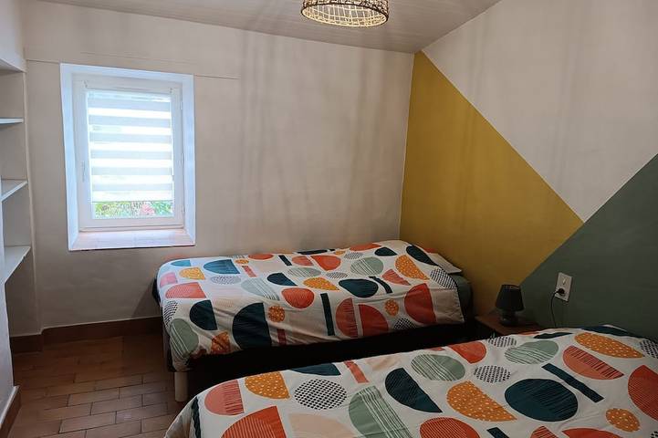 Gîte pour 6 personnes, avec terrasse et jacuzzi à La Garnache - 4