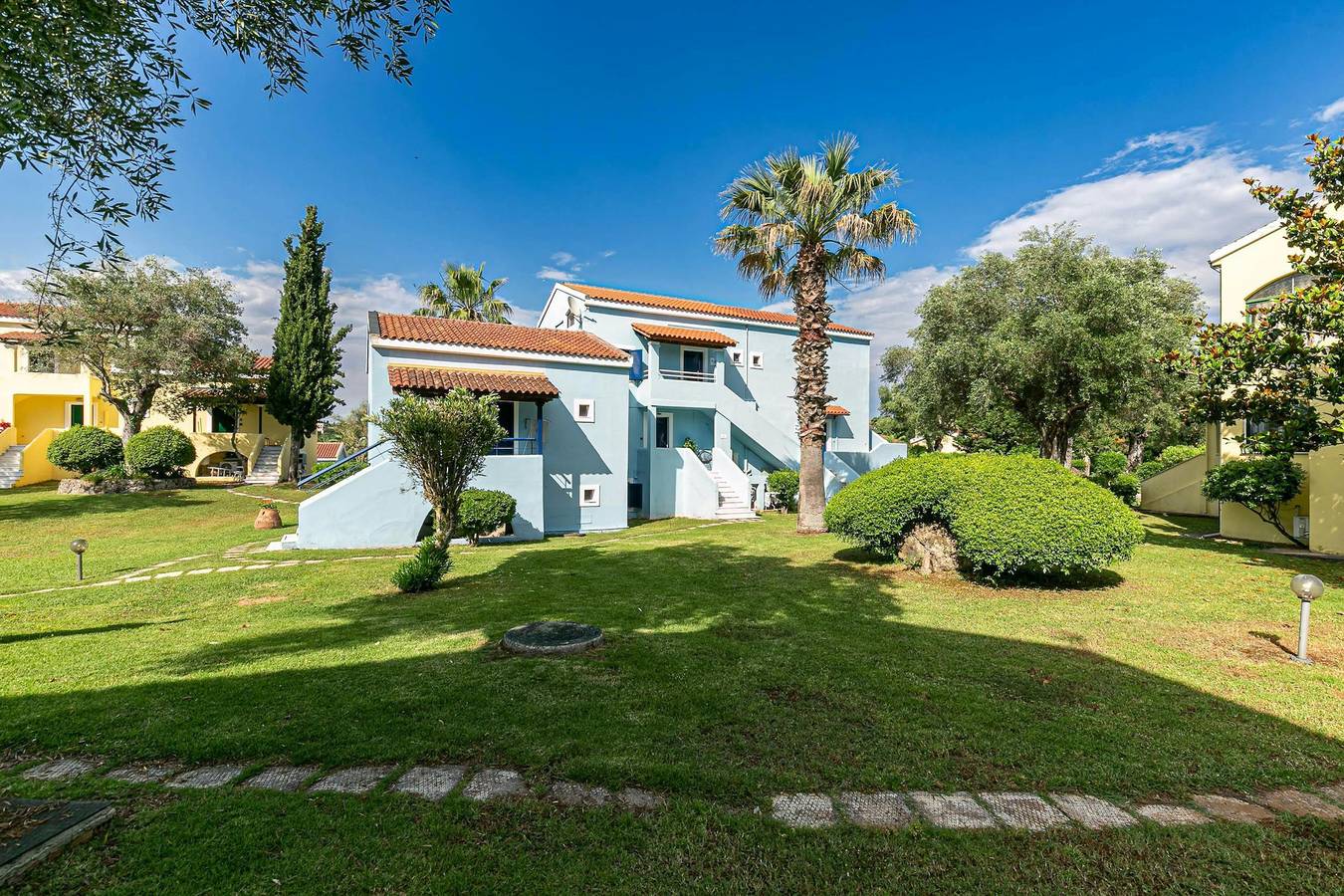 Govino Bay bliss - shared pool in Gouvia, Corfù